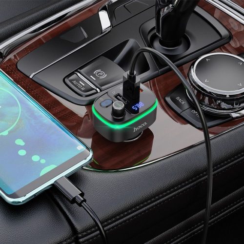 Autós Bluetooth adó Hoco 2 x USB A + USB C QC3.0 PD 20W E62 fekete