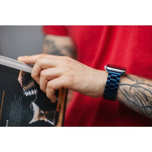 CELL F-DESIGN FA10 rozsdamentes acél szíj APPLE Watch 42 / 44 / 45 / 49 mm-hez kék színben